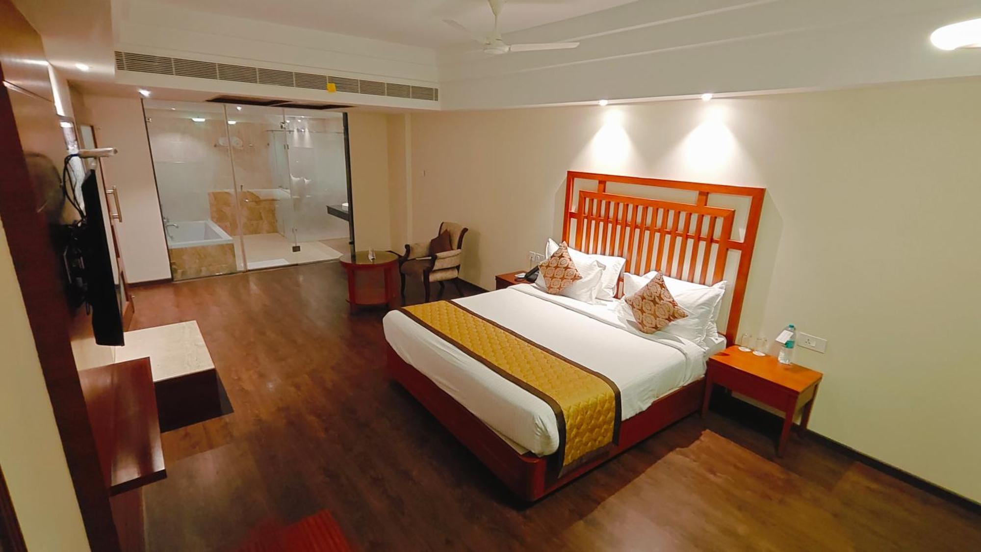 Mm Legacy - A Bergamont Hotel, Kanchipuram Eksteriør bilde