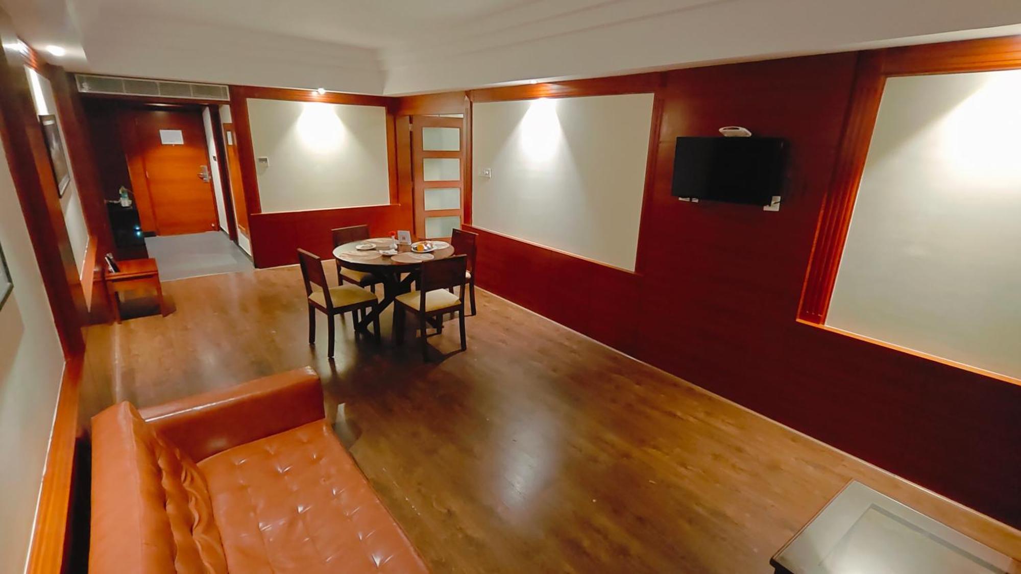 Mm Legacy - A Bergamont Hotel, Kanchipuram Eksteriør bilde